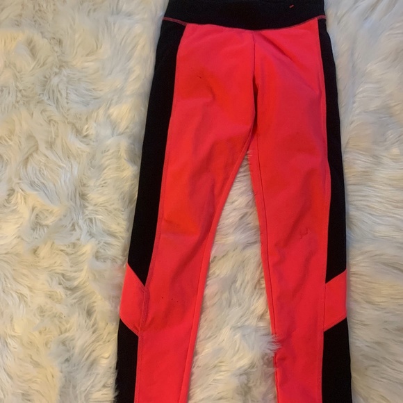 Neon pink and black sport leggings - Picture 1 of 1
